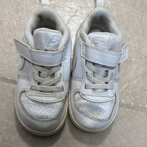 Nike Kids White Velcro Sneakers